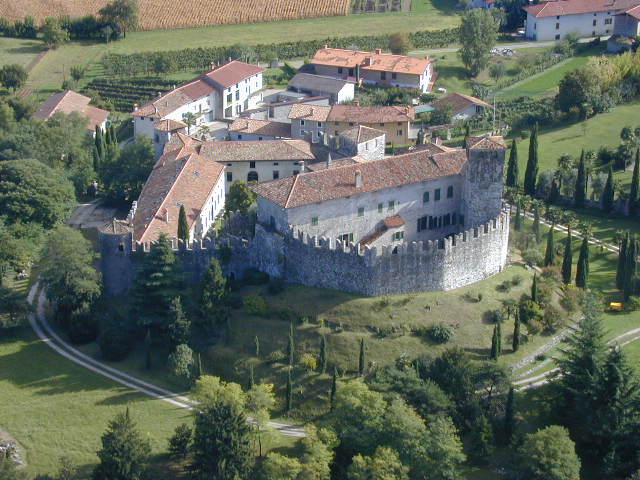 http://www.ulm.it/fly_in/eventi/alicast2001/dscn3851.jpg